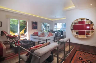 Casa em condomínio fechado com 3 quartos à venda na Rua Jacunda, 542988, Morumbi, São Paulo