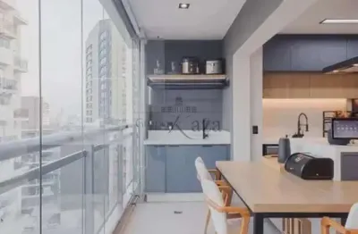 Cobertura Duplex Mobiliada na Vila Madalena - 2 Suítes - 97m² - 1 Vaga - Lazer - Próx. Metrô