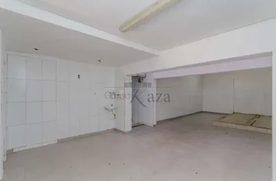 Casa com 3 quartos para alugar na Rua Maria Rosa, 57218, Itaim Bibi, São Paulo