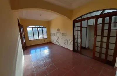 Casa comercial à venda na Avenida Perseu, Jardim Satélite, São José dos Campos