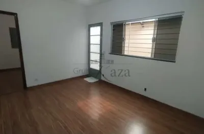 Casa - jardim cruzeiro do sul - 2 dormitórios - 200m² - estuda permuta.