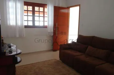 Casa com 3 quartos à venda na Rua Sebastião Lourenço, Residencial Altos do Bosque, São José dos Campos