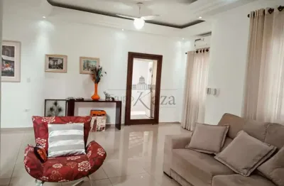 Casa com 3 quartos à venda na Rua Cora Coralina, Loteamento Villa Branca, Jacareí