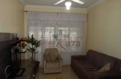 Casa com 2 quartos à venda na Avenida Santa Maria, Chácaras Santa Maria, Jacareí