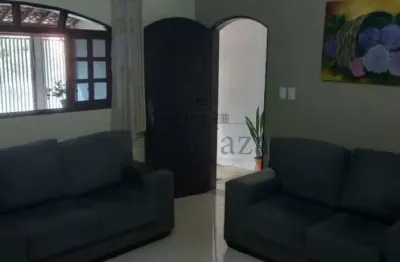 Casa com 3 quartos à venda na Rua Luiz Omar da Silva, Residencial Bosque dos Ipês, São José dos Campos