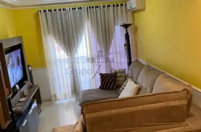 Apartamento com 3 quartos à venda na Rua Vinte e Um de Abril, Monte Castelo, São José dos Campos