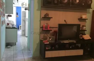 Casa com 2 quartos à venda na Rua Sebastião Borges Leal, Jardim Cruzeiro do Sul, São José dos Campos