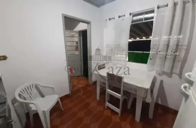 Casa comercial à venda na Avenida Perseu, Jardim Satélite, São José dos Campos