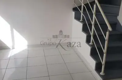 Oportunidade - casa em condomínio - villa cambuí - monte castelo - 2 dormitórios - 60m²