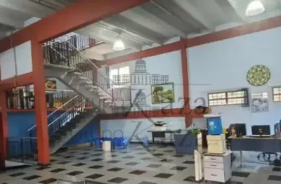 Prédio à venda na Avenida São José, Jardim Bela Vista, São José dos Campos