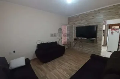 Casa térrea com edícula - cidade morumbi - 2 dormitórios - 65,80m².