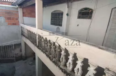 Duas casas e um ponto comercial - jardim santa inês i - excelente investimento - 250m².