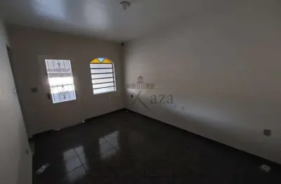 Casa sobrado - vila antônio augusto luiz - caçapava - 3 dormitórios - 200m².