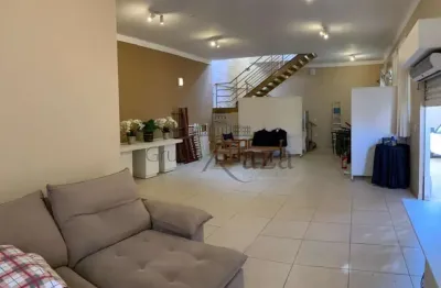 Casa comercial à venda na Rua Gisele Martins, Comercio, Cidade Morumbi, São José dos Campos