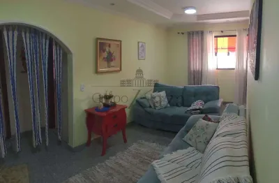 Casa com 4 quartos à venda na Rua Palmares, 0, Parque Industrial, São José dos Campos