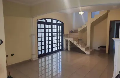 Excelentes casas - 7 dormitórios - bosque dos eucaliptos - 272m².