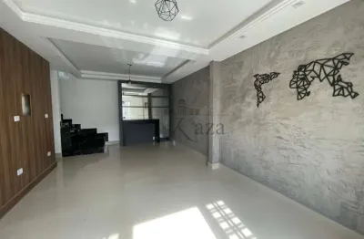 Casa com 3 quartos à venda na Rua Alfredo Coslop, Bosque dos Eucaliptos, São José dos Campos