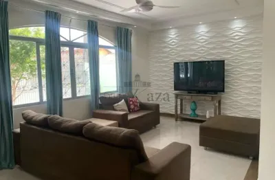 Casa com 3 quartos à venda na Rua Belmiro Andrade, Jardim do Céu, São José dos Campos