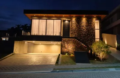 Oportunidade -Casa em Condomínio - Condomínio Reserva do Paratehy - 4 Dormitórios Suítes - 500m².