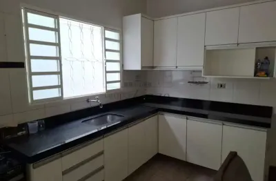 Oportunidade - Casa - Residencial Altos do Bosque - 2 Dormitórios - 125m².