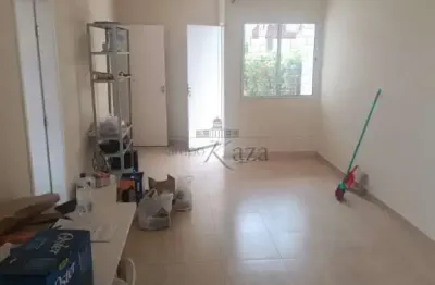 Oportunidade - casa - condomínio terra nova - eugênio de melo - 3 dormitórios - 110m².