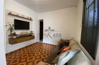 Oportunidade - Casa Terrea - Jardim Satélite - 4 Dormitórios - 306m².