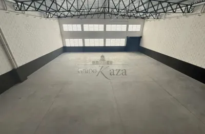 Oportunidade - Galpão Comercial - Condomínio Multiplus Eldorado II - 1.181,50m²