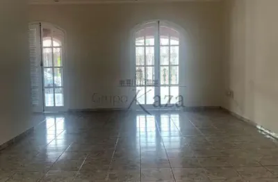 Oportunidade - casa - conjunto residencial galo branco - 3 dormitórios - 375m².