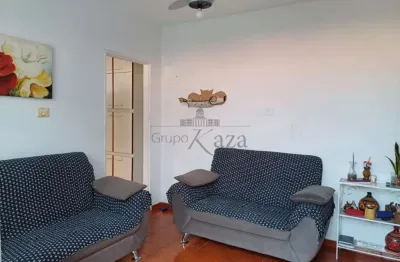 Oportunidade - Casa - Jardim Cruzeiro do Sul - 2 Dormitórios - 60m² - Avalia Permuta.