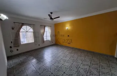 Oportunidade - Casa - Jardim Satélite - 4 Dormitórios - 265m².