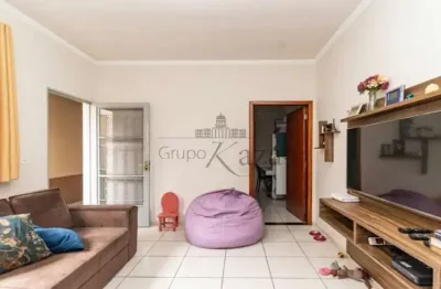 Casa - Residencial União - 2 Dormitórios - 101m² - Aceita Permuta.