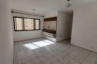 Oportunidade - Apartamento - Parque Residencial Aquarius - Residencial West Tower - 3 Dormitórios - 75m².