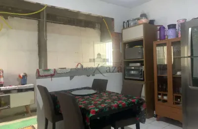 Oportunidade - Casa - Jardim Satélite - 3 Dormitórios - 70m².