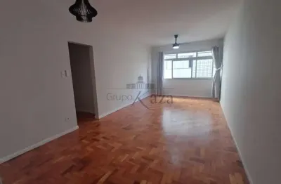 Oportunidade - Apartamento - Jardim São Dimas - Residencial Solar dos Colibris - 3 Dormitórios - 98m².