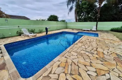 Oportunidade - Casa em Condomínio - Condomínio Residencial Mirante do Vale - Jacareí - 3 Dormitórios - 300m².