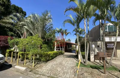Casa com 3 quartos para alugar na Alameda Vereda Cerejeiras, 136, Nagoya Garden, Vargem Grande Paulista