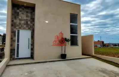 Linda Casa  Térrea em Vargem Grande 03 dormitórios, ao lado do Shopping