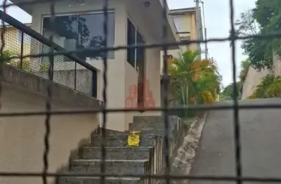 Casa à venda no condomínio refúgio canta galo iv – jardim pioneira, cotia