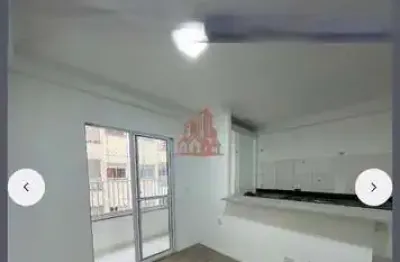 Lindo apartamento de 53m², localizado no andar térreo, em perfeito estado de con