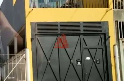 Lindo Sobrado à Venda – 152m² de Conforto e Lazer em Bairro Tranquilo de Cotia