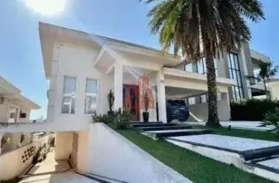 Casa alto padrão condomínio santa maria jandira, 4 quartos, 2 suítes e piscina