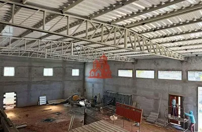 Galpão para locação – localização privilegiada na avenida!