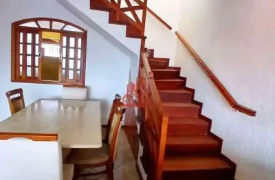 Imóvel com 2 Casas + Edícula | Ideal para Moradia e/ou Investimento em Cotia/SP