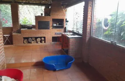 Chácara à Venda em Ibiúna – Natureza, Lazer e Excelente Infraestrutura