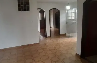 Oportunidade única 2 casas pelo valor de uma,centro de nilópolis