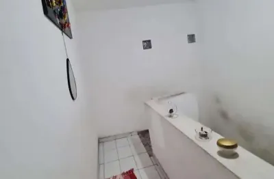 Casa com 2 quartos à venda na Estrada Rio Branco, 65, Centro, Nilópolis