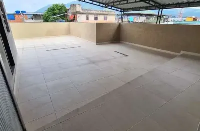 Oportunidade 2 maravilhosas casas  no centro 3 e 2 quartos c garagem e terraço