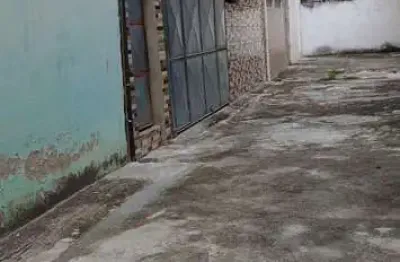 Oportunidade excelente casa triplex  com área total de 200mt²  em anchieta