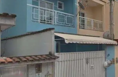 Casa com 2 quartos à venda na Rua Damasio Batista, 26, Cabral, Nilópolis
