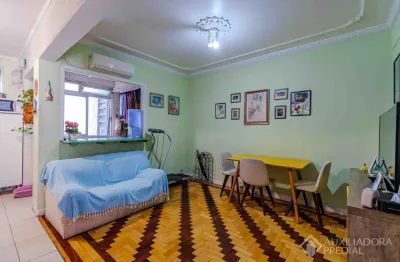 Apartamento com sacada  e elevador ,2 dormitórios no bairro santana